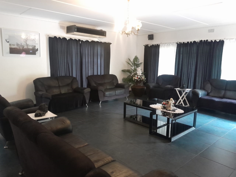 3 Bedroom Property for Sale in Protea Park North West